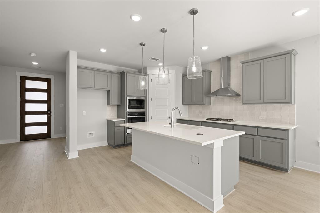 17217 Musial Court Property Photo 3