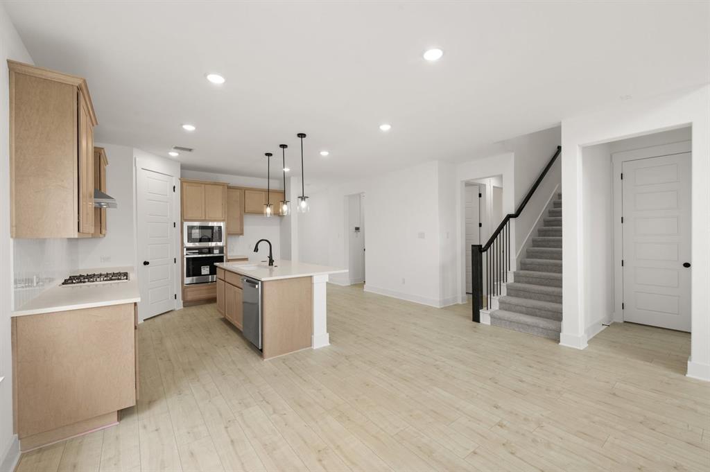 17217 Musial Court Property Photo 8