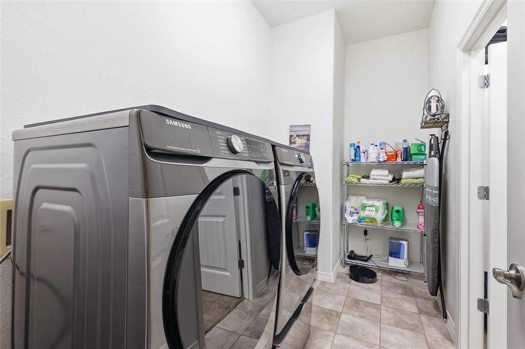 5560 Virginia Drive Property Photo 22