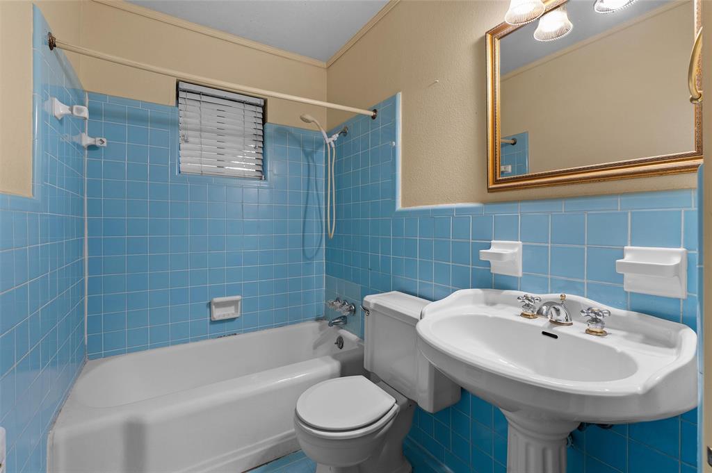 1912 Horton Avenue Property Photo 17