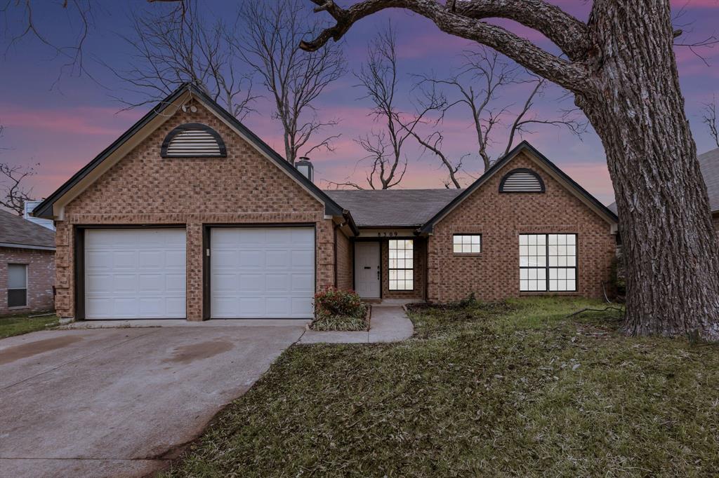 8309 Liberty Lane Property Photo 1