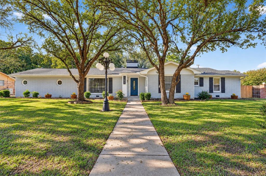 1204 Loma Alta Place Property Photo 1