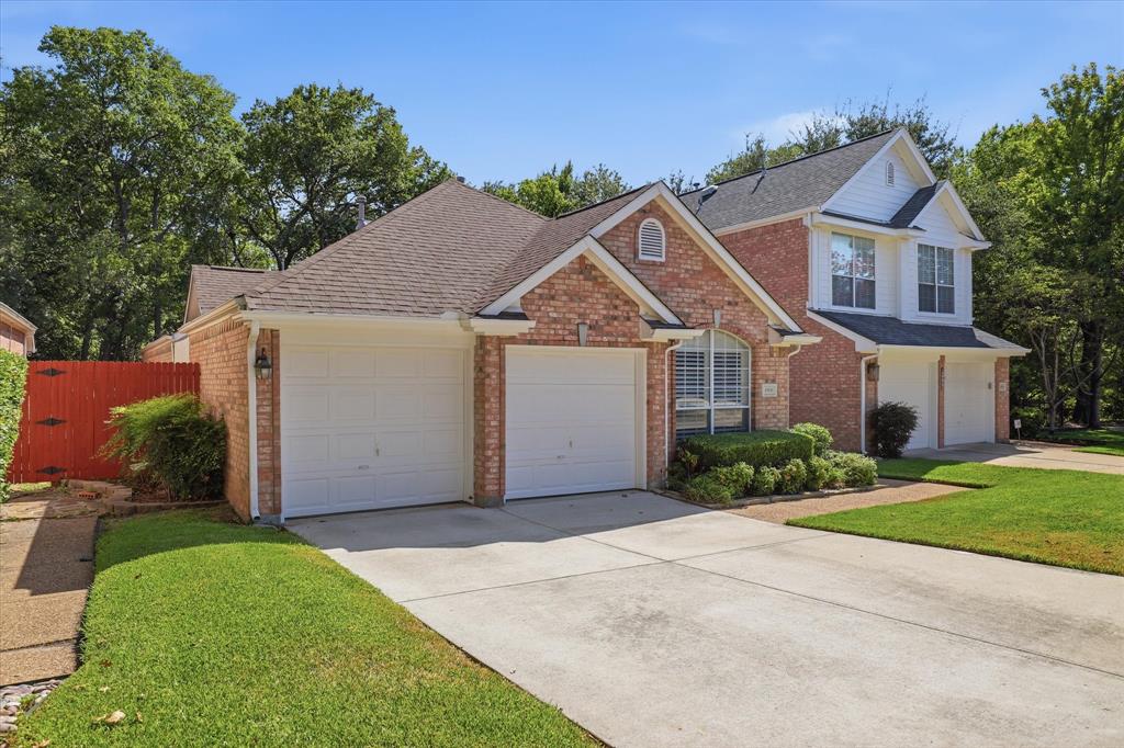4900 Rockcreek Lane Property Photo 4