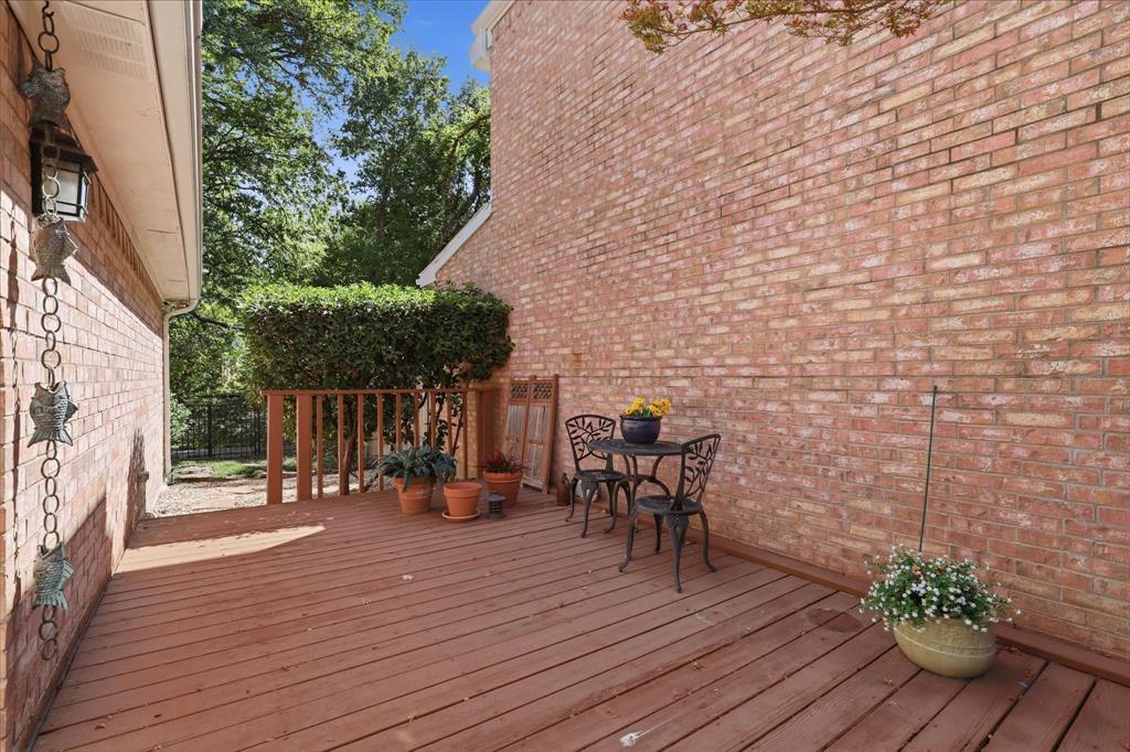 4900 Rockcreek Lane Property Photo 28