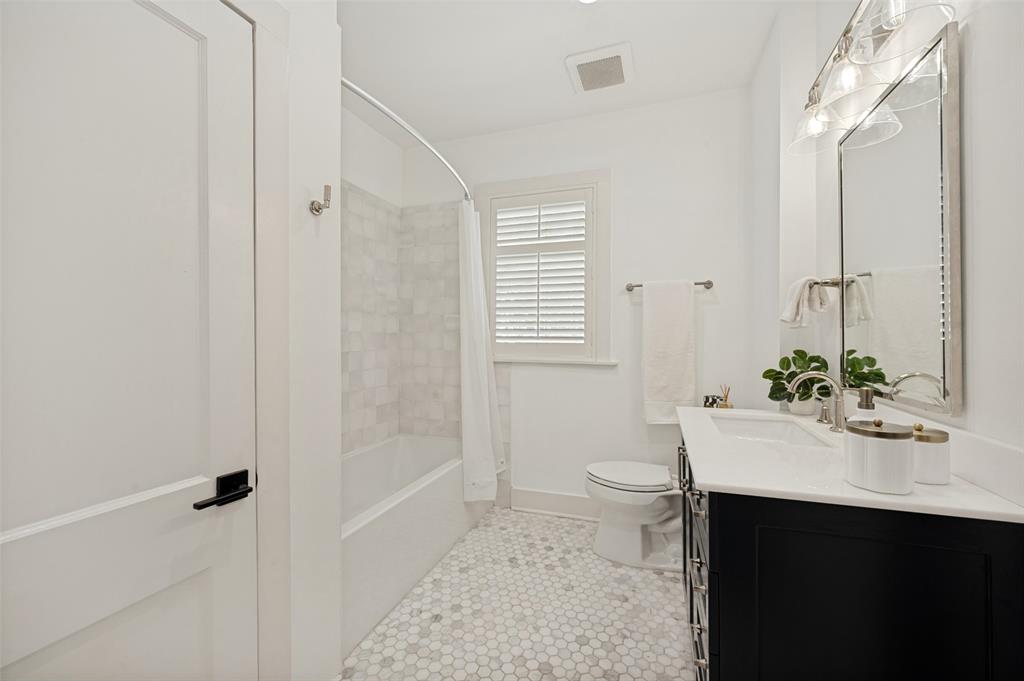 5211 Goodwin Avenue Property Photo 26