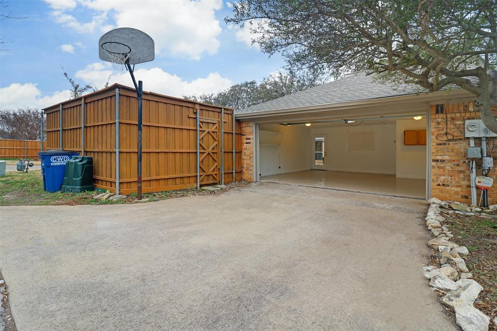 14824 Sopras Circle Property Photo 33