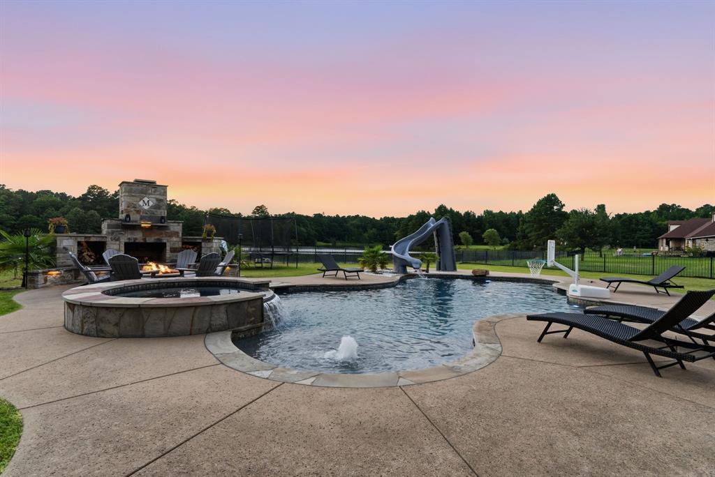 10936 Deer Creek Drive Property Photo 4