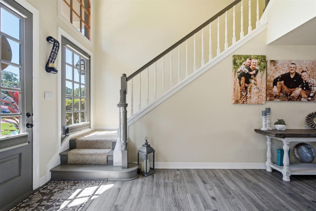 10936 Deer Creek Drive Property Photo 8