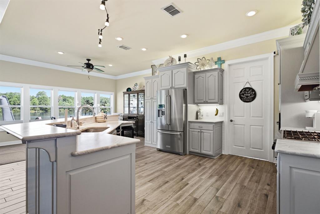10936 Deer Creek Drive Property Photo 14