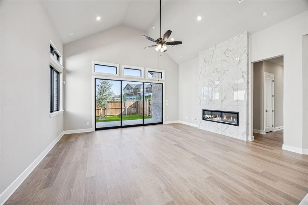 15713 Abelia Bloom Property Photo 8