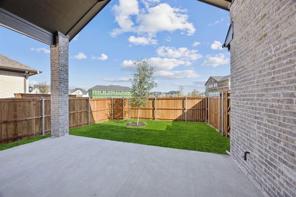 15713 Abelia Bloom Property Photo 20