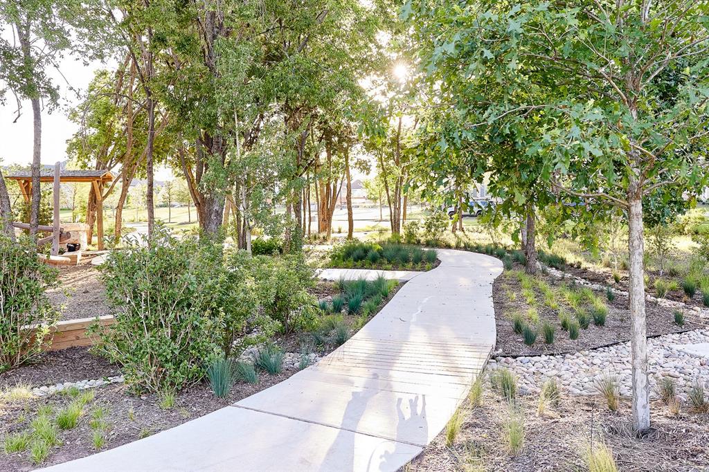 15713 Abelia Bloom Property Photo 23
