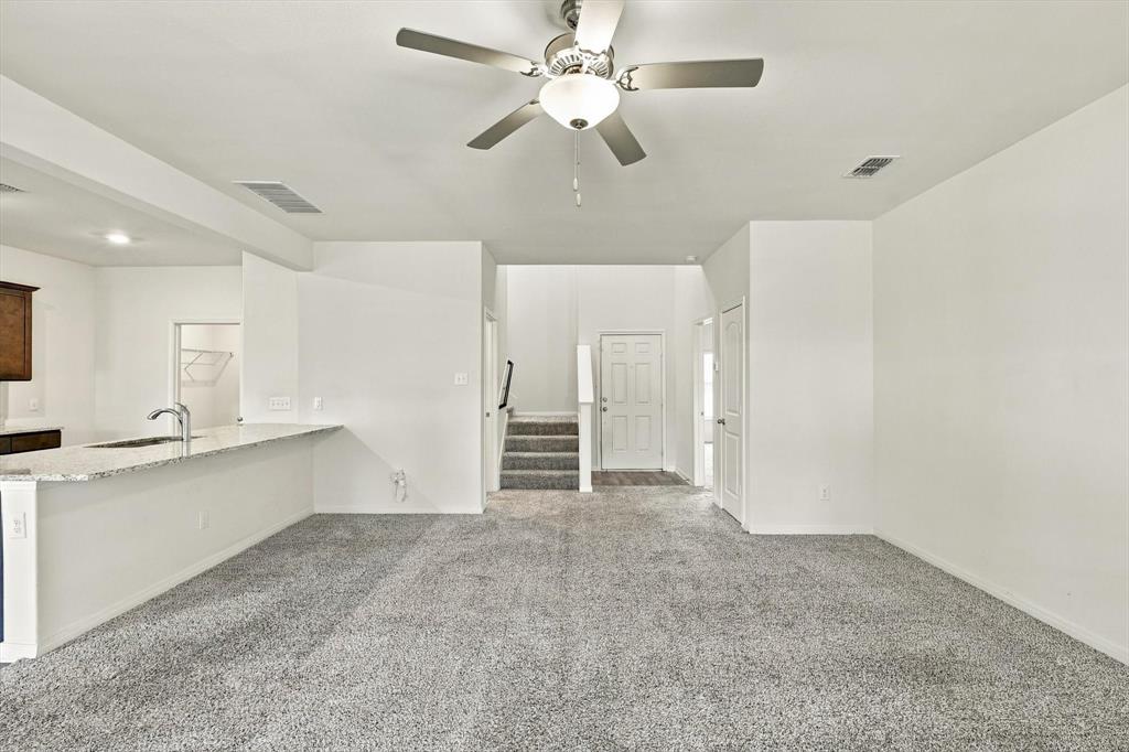 2031 Canterbury Drive Property Photo 14