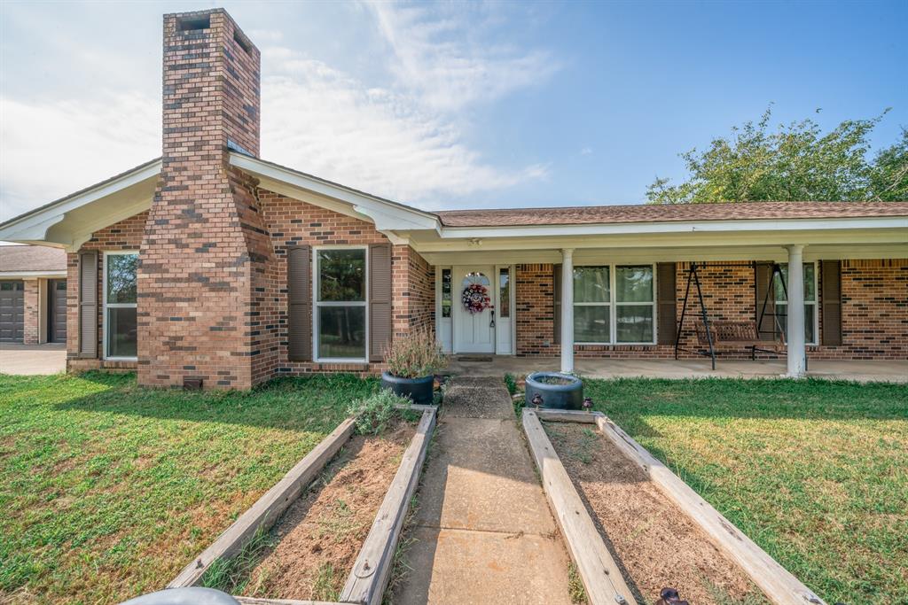 2130 E Fm 22 Property Photo 2