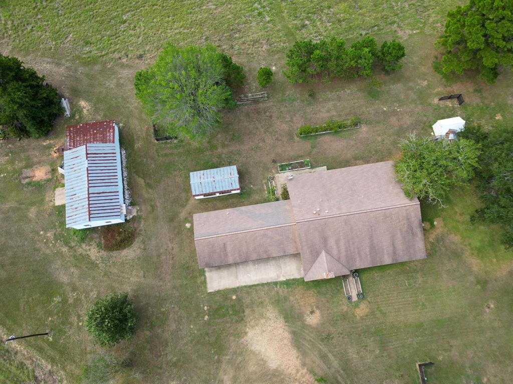 2130 E Fm 22 Property Photo 3