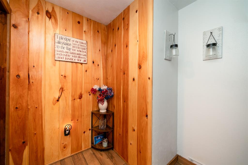 2130 E Fm 22 Property Photo 19