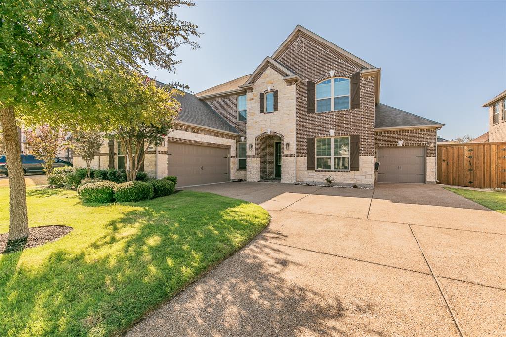9939 Amberwoods Lane Property Photo 1