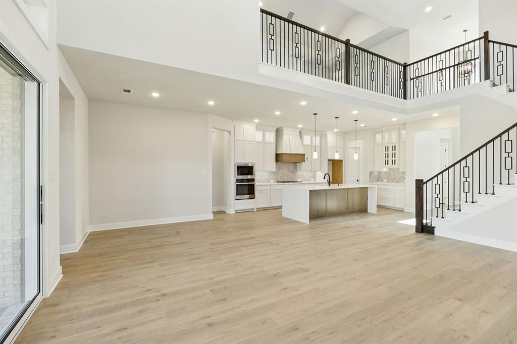 9156 Emory Oak Drive Property Photo 13