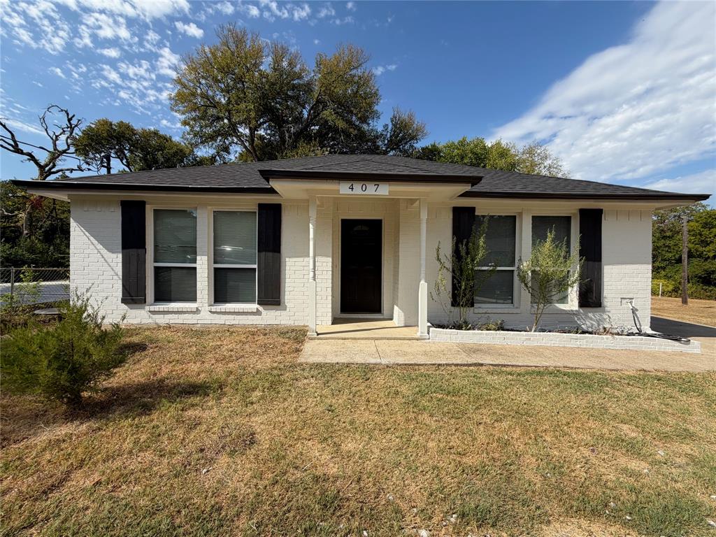 407 Ralph Street Property Photo 1