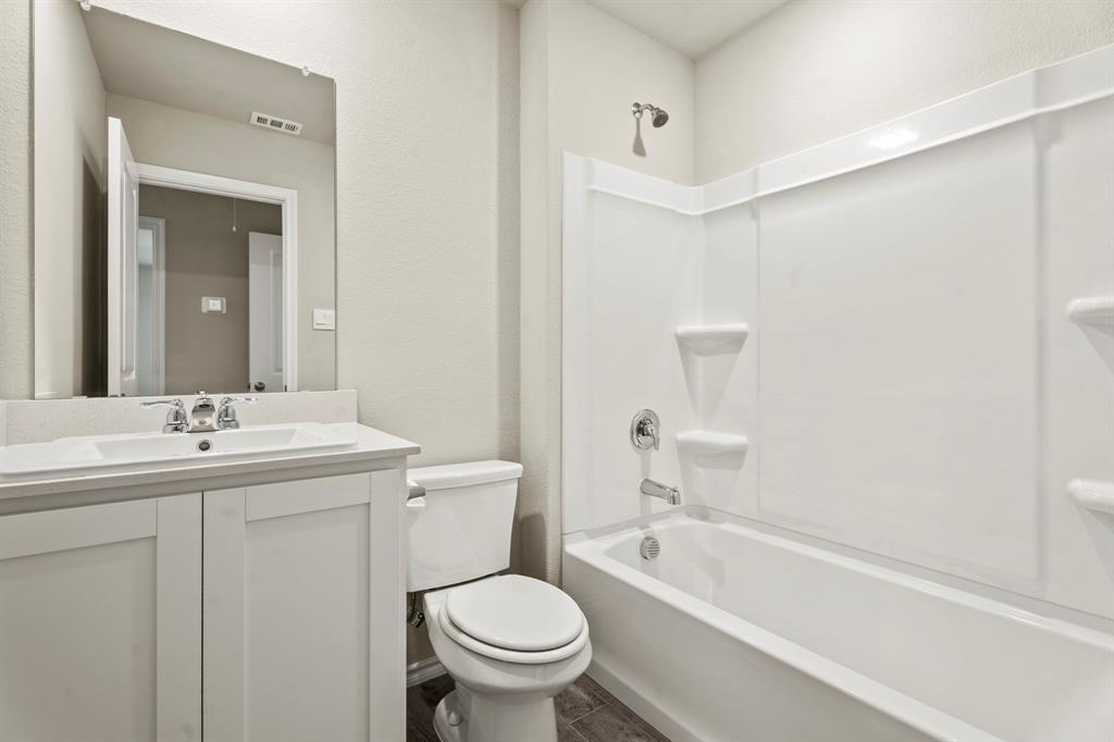 5509 Corduroy Road Property Photo 14