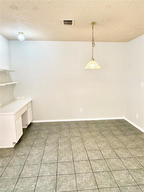 140 Fallkirk Drive Property Photo 14