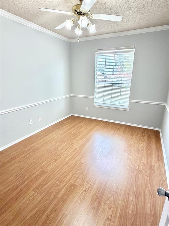 140 Fallkirk Drive Property Photo 20