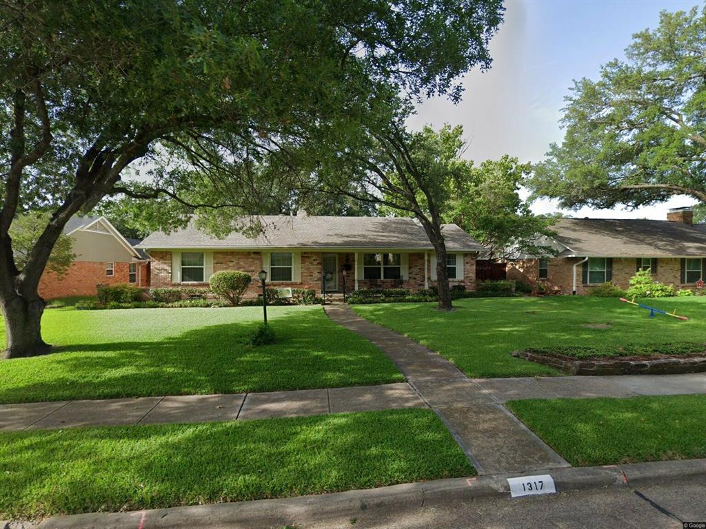 1317 Chickasaw Drive Property Photo 1