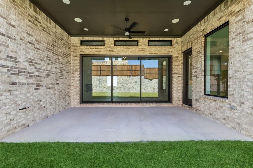 9362 Winter Bloom Street Property Photo 26