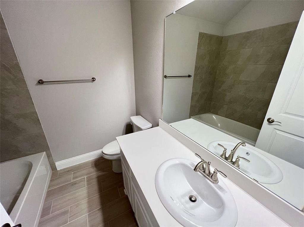 4008 Whitetail Lane Property Photo 8