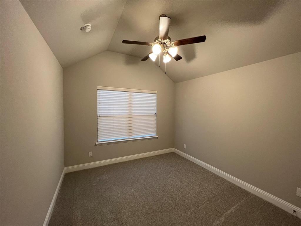 4008 Whitetail Lane Property Photo 10