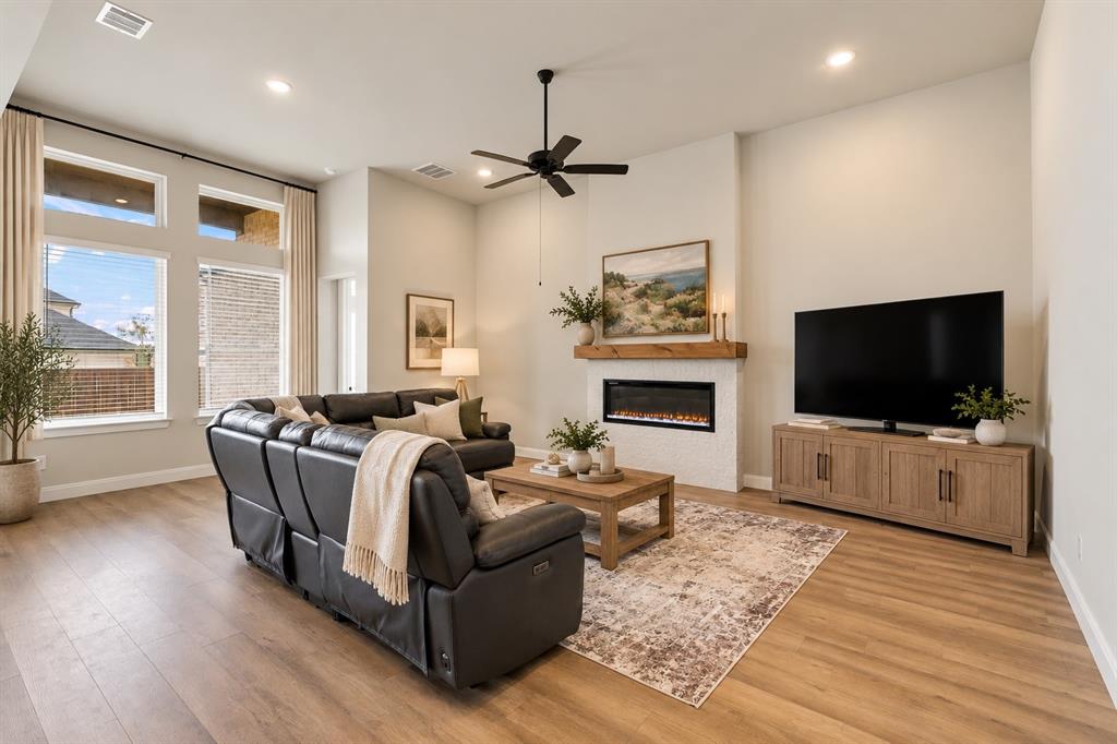 16917 Leatherflower Boulevard Property Photo 8