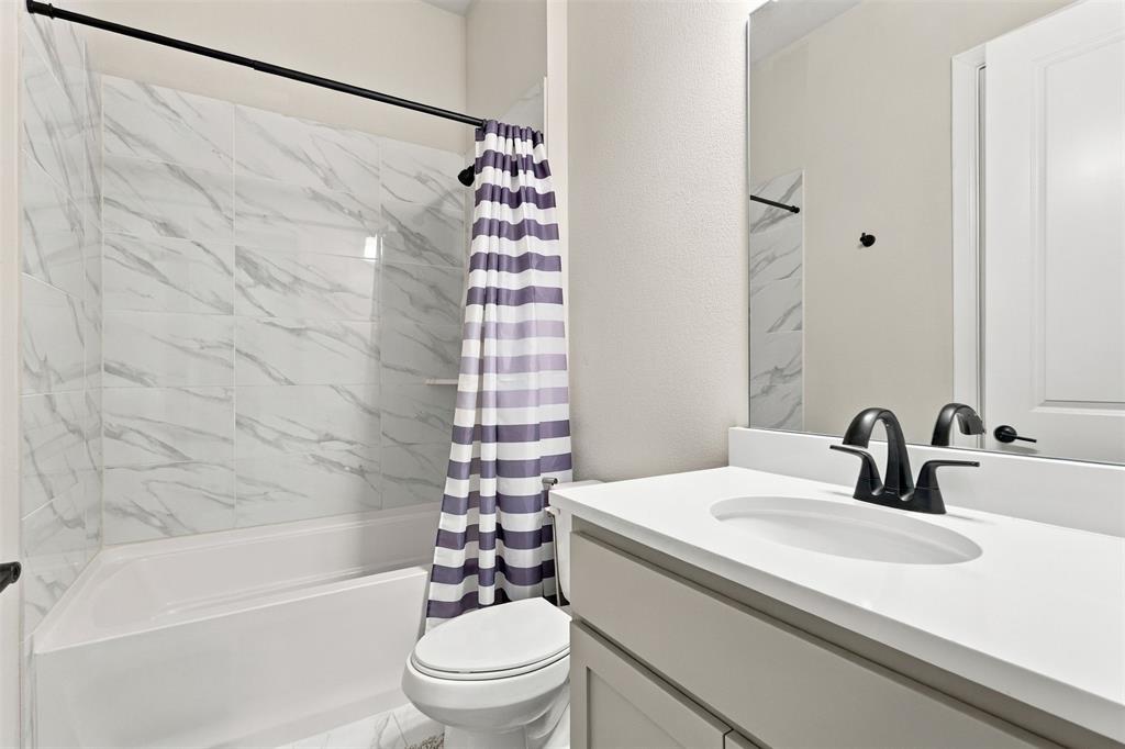 16917 Leatherflower Boulevard Property Photo 14