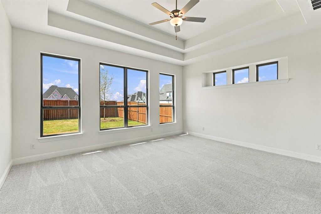 2912 Manchester Court Property Photo 14