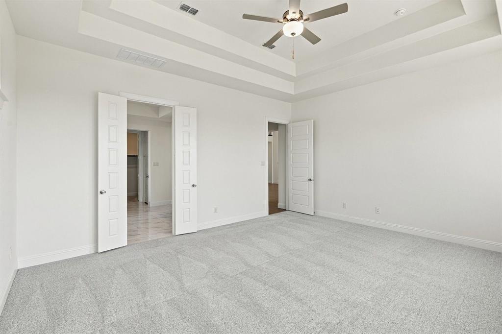 2912 Manchester Court Property Photo 15