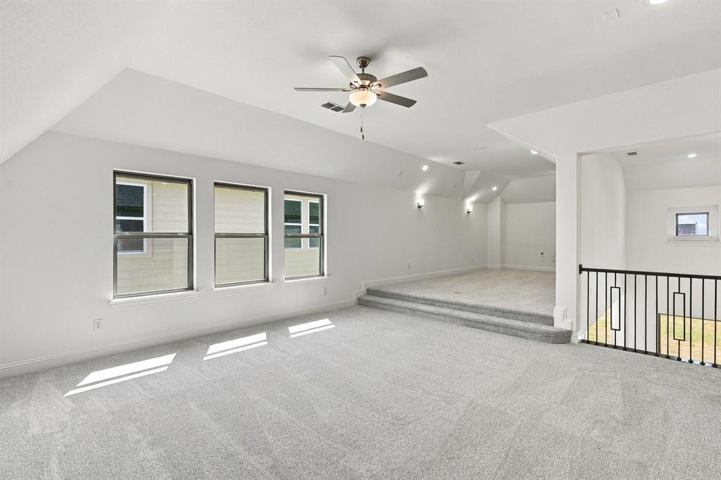 2912 Manchester Court Property Photo 24