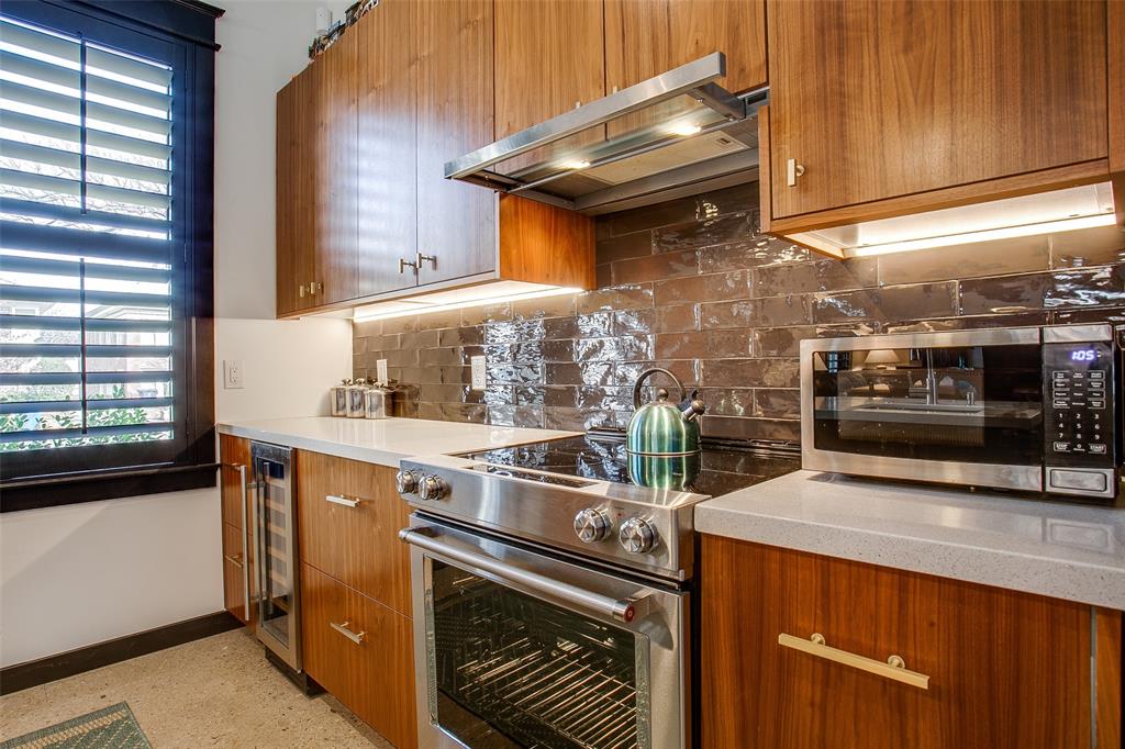 1038 Kings Highway 1 Property Photo 8