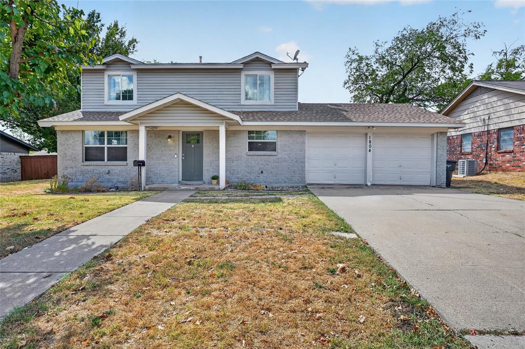 1804 Mims Street Property Photo 5