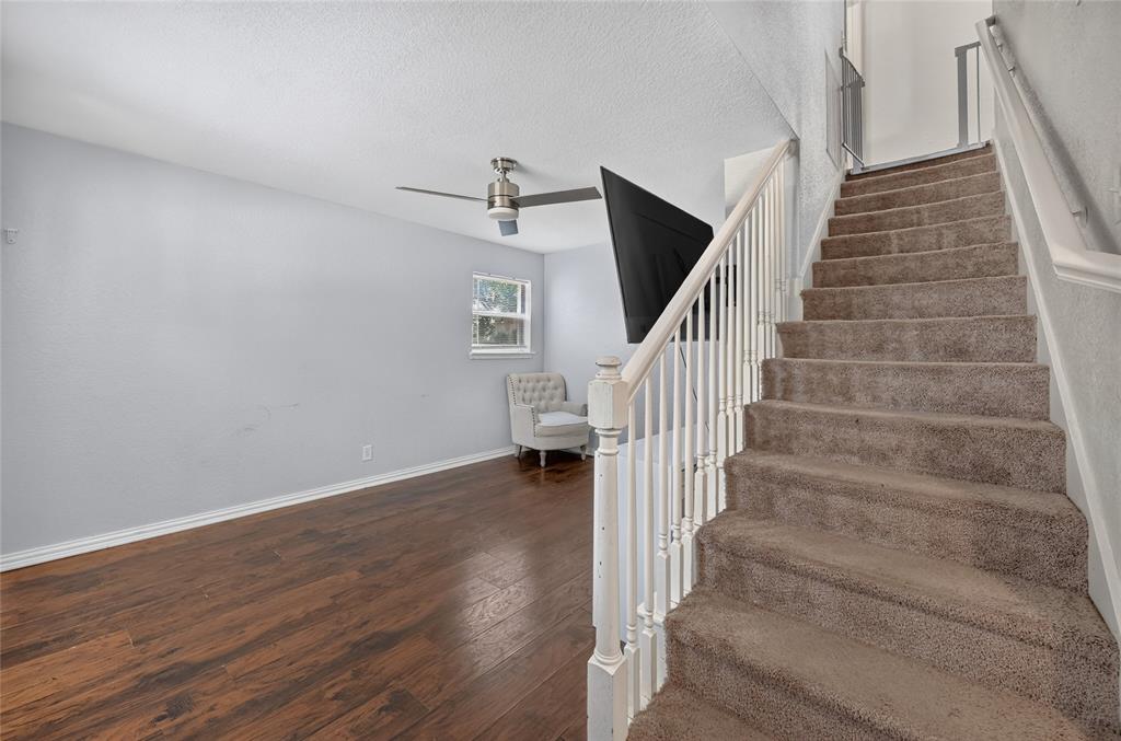 1804 Mims Street Property Photo 9