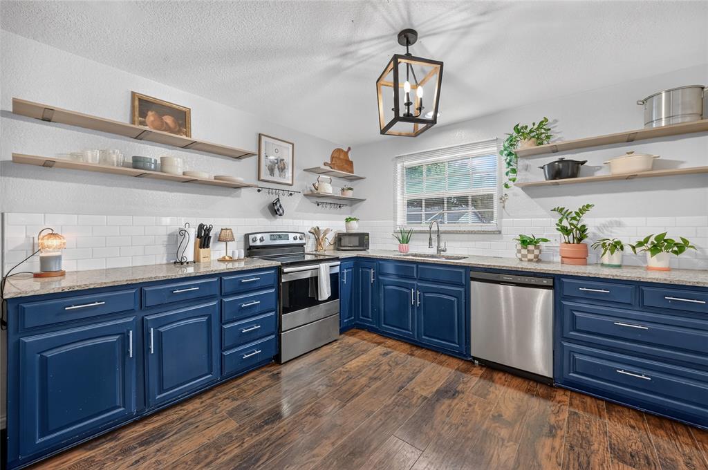 1804 Mims Street Property Photo 12