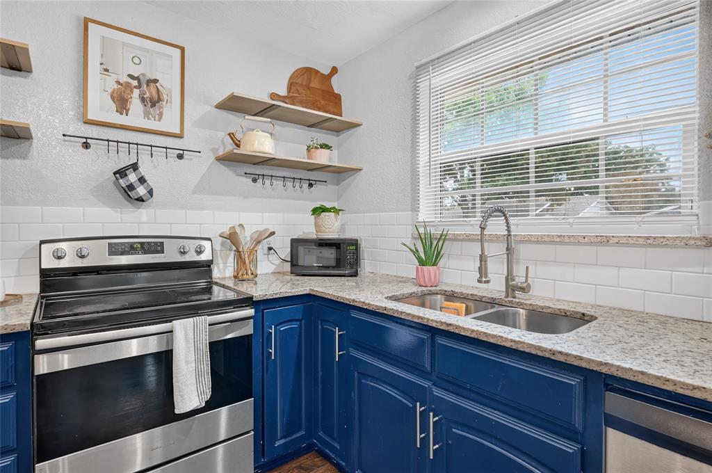 1804 Mims Street Property Photo 14