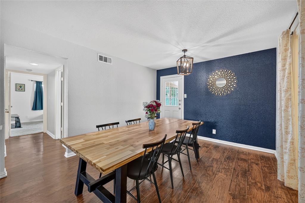1804 Mims Street Property Photo 18