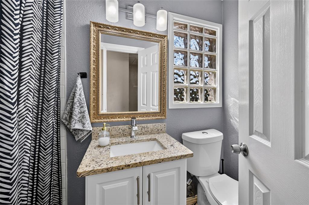 1804 Mims Street Property Photo 21