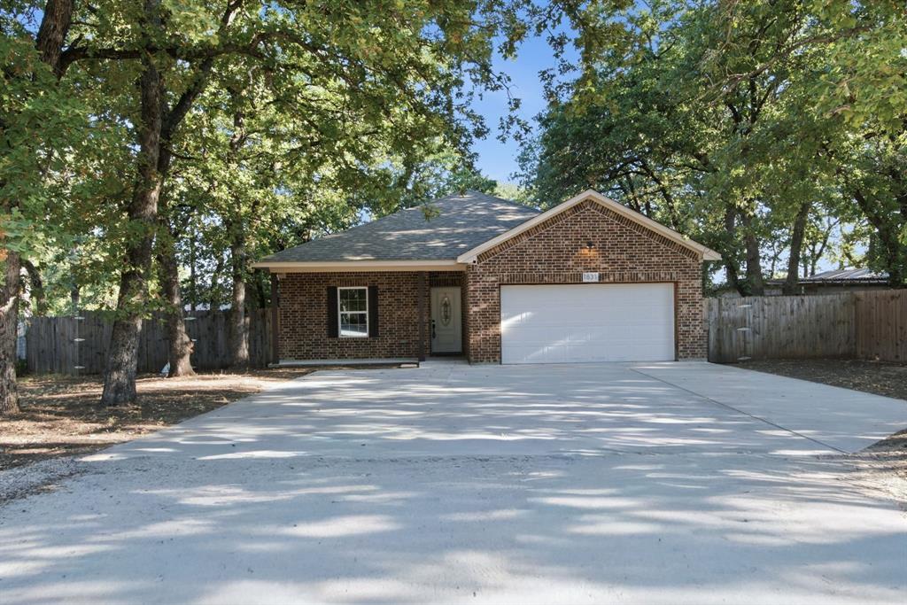 1837 Jennifer Court Property Photo 1