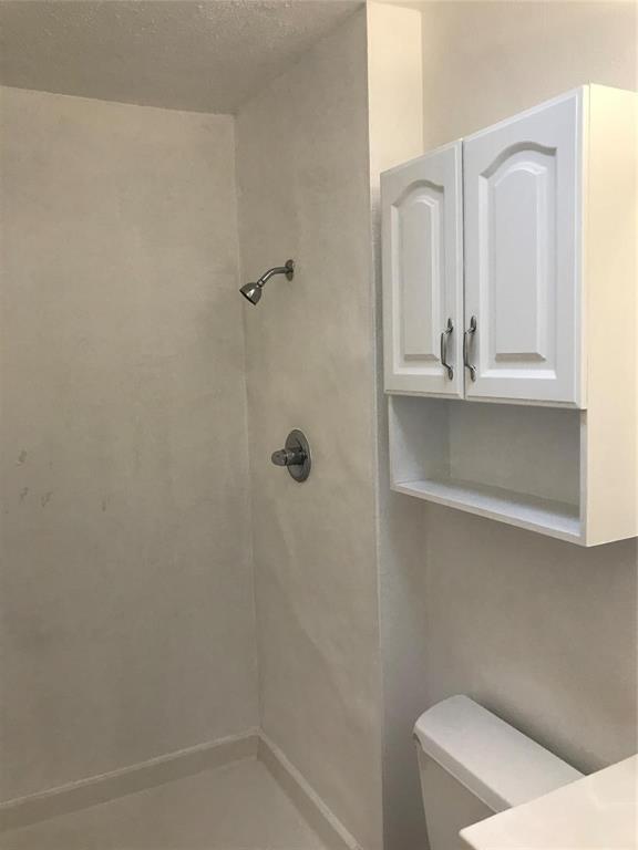 303 Raymond Street Property Photo 15