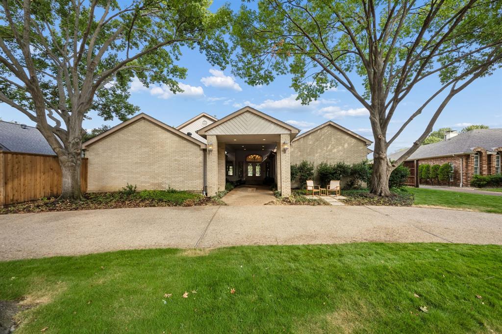 13217 Woodhaven Drive Property Photo 1