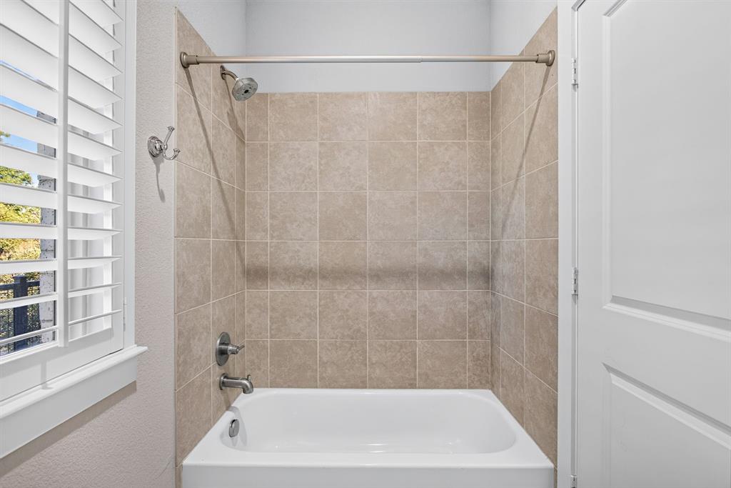 415 Templeton Drive Property Photo 31