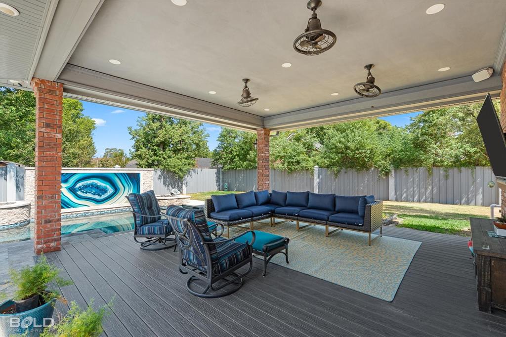 18 Dover Circle Property Photo 30