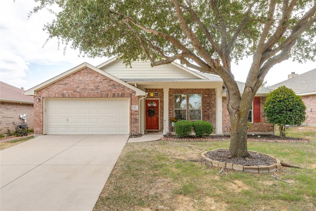 1233 Miller Lane Property Photo 1