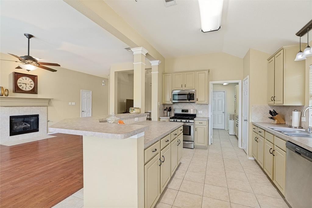 1233 Miller Lane Property Photo 9