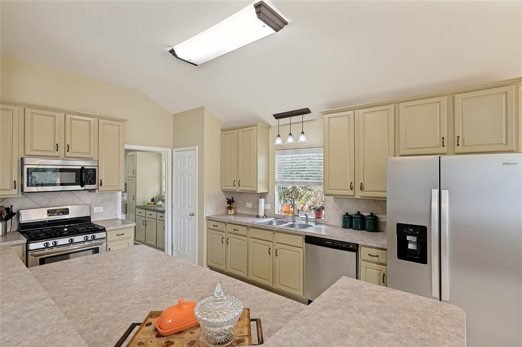 1233 Miller Lane Property Photo 12